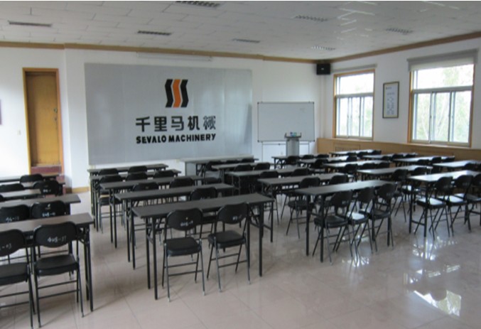 千里马挖掘机培训学校