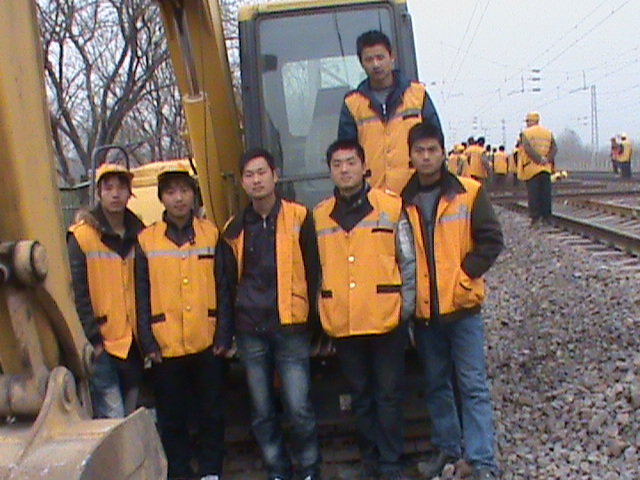 郭教练与学员施工场地