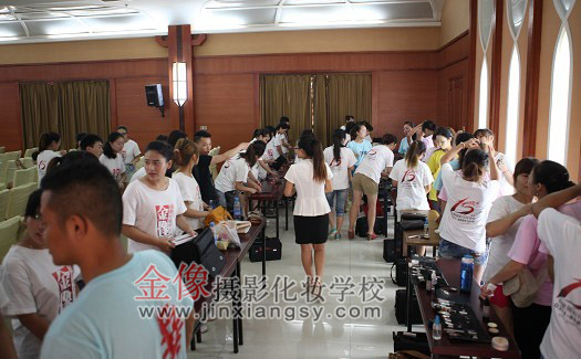 河南金像摄影化妆学校