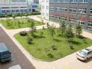 久久汽车学校园景