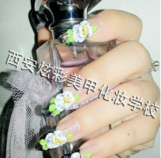 西安学习美甲多少钱