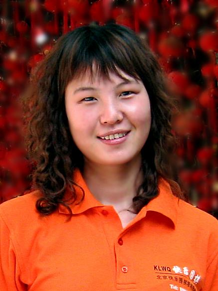 王俊卫4段。大学本科，教育专业，二级围棋教师。担任快乐围棋总部、多个分部和部分学校、幼儿园的围棋教学，亲和力强，经验丰富，受到小朋友和家长们的热烈欢迎。