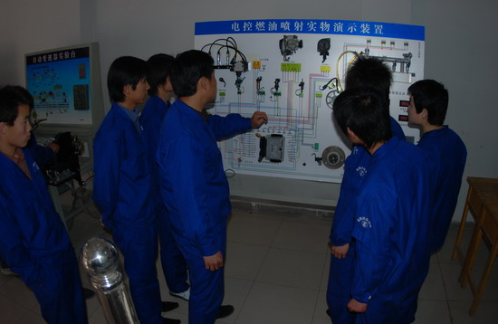 学汽修到金穗