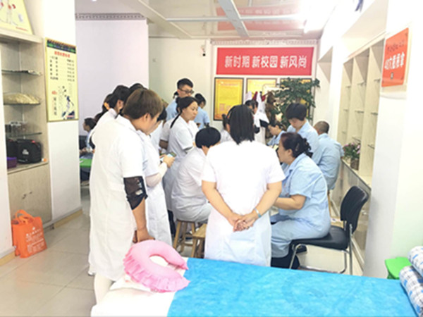 学校环境