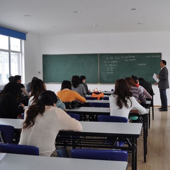 襄阳仁和会计学校